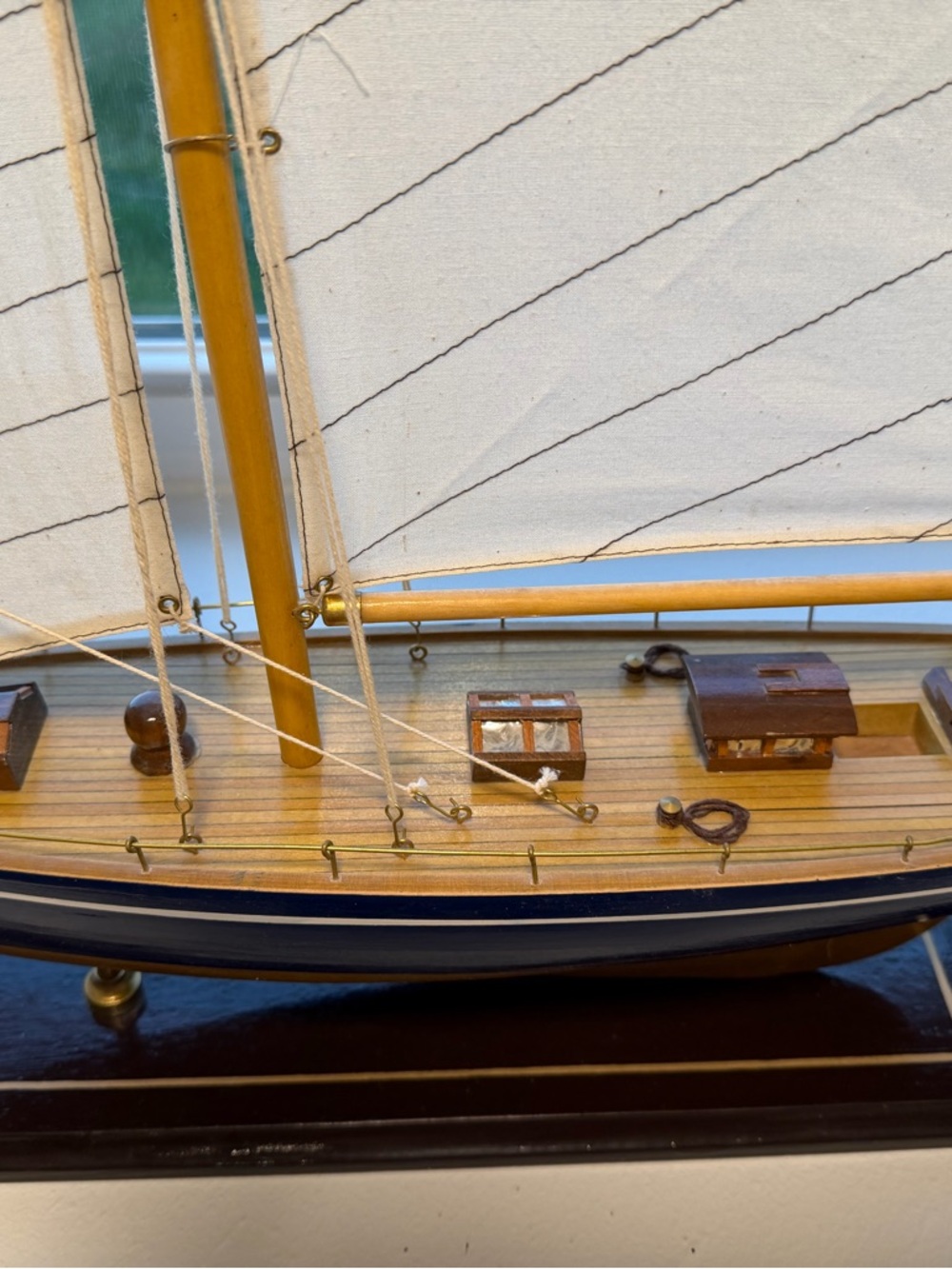 Classic Wooden Model Sailboat with White Sails - Picture 3 of 3
